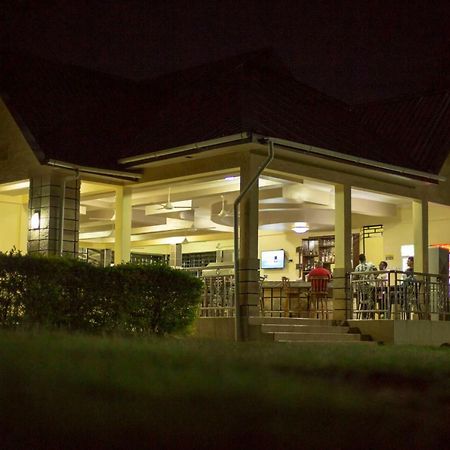 Cba Hotel Tanga Exterior photo